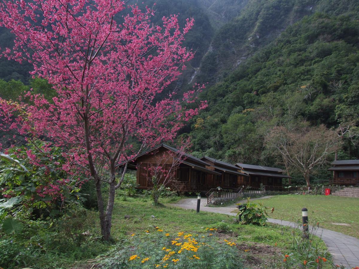 Taroko Village Hotel Fushi Exteriör bild